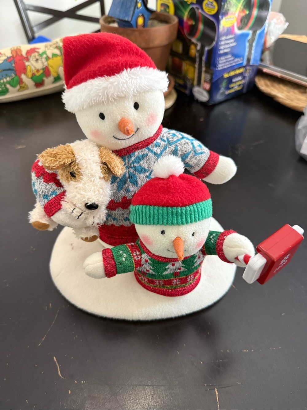 Hallmark 2020 - Jingle Pals Snowman Dog Cozy Christmas Selfie Animated Musical